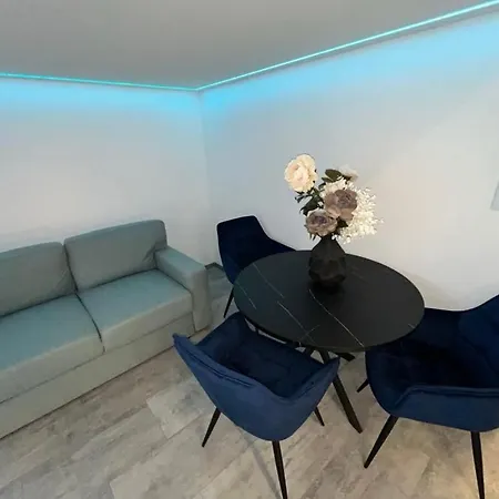 Kazinczy In Vibrant Area Appartement