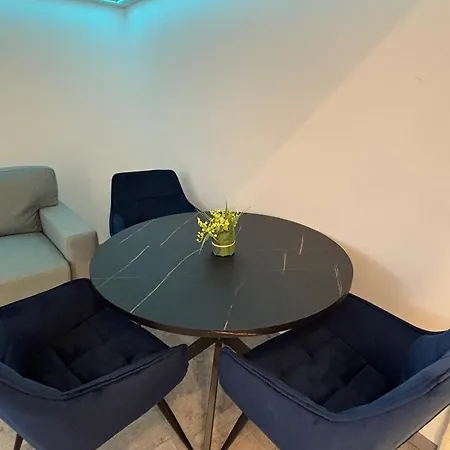 Appartement Kazinczy In Vibrant Area