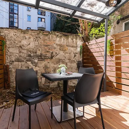 Kazinczy In Vibrant Area Apartamento